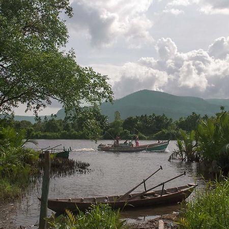 Eden Eco Village Kampot Exterior photo