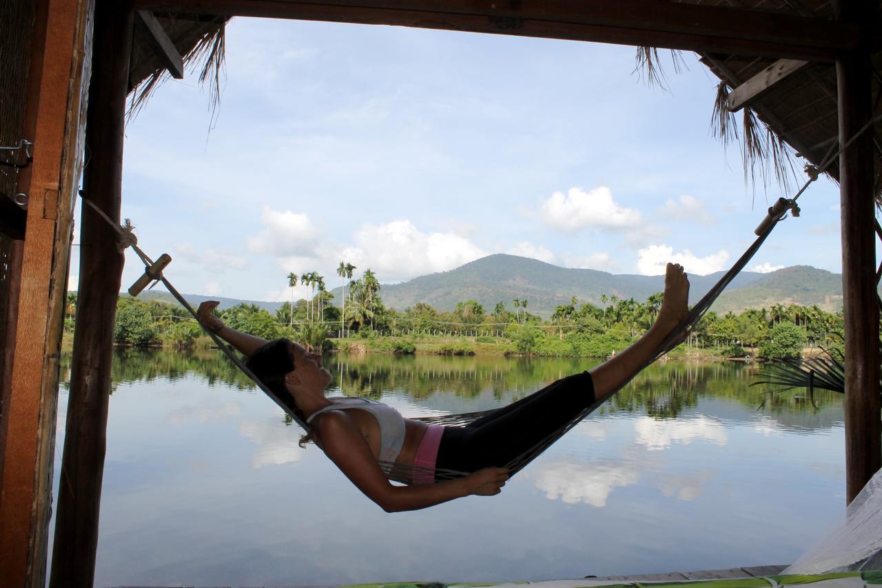 Eden Eco Village Kampot Exterior photo