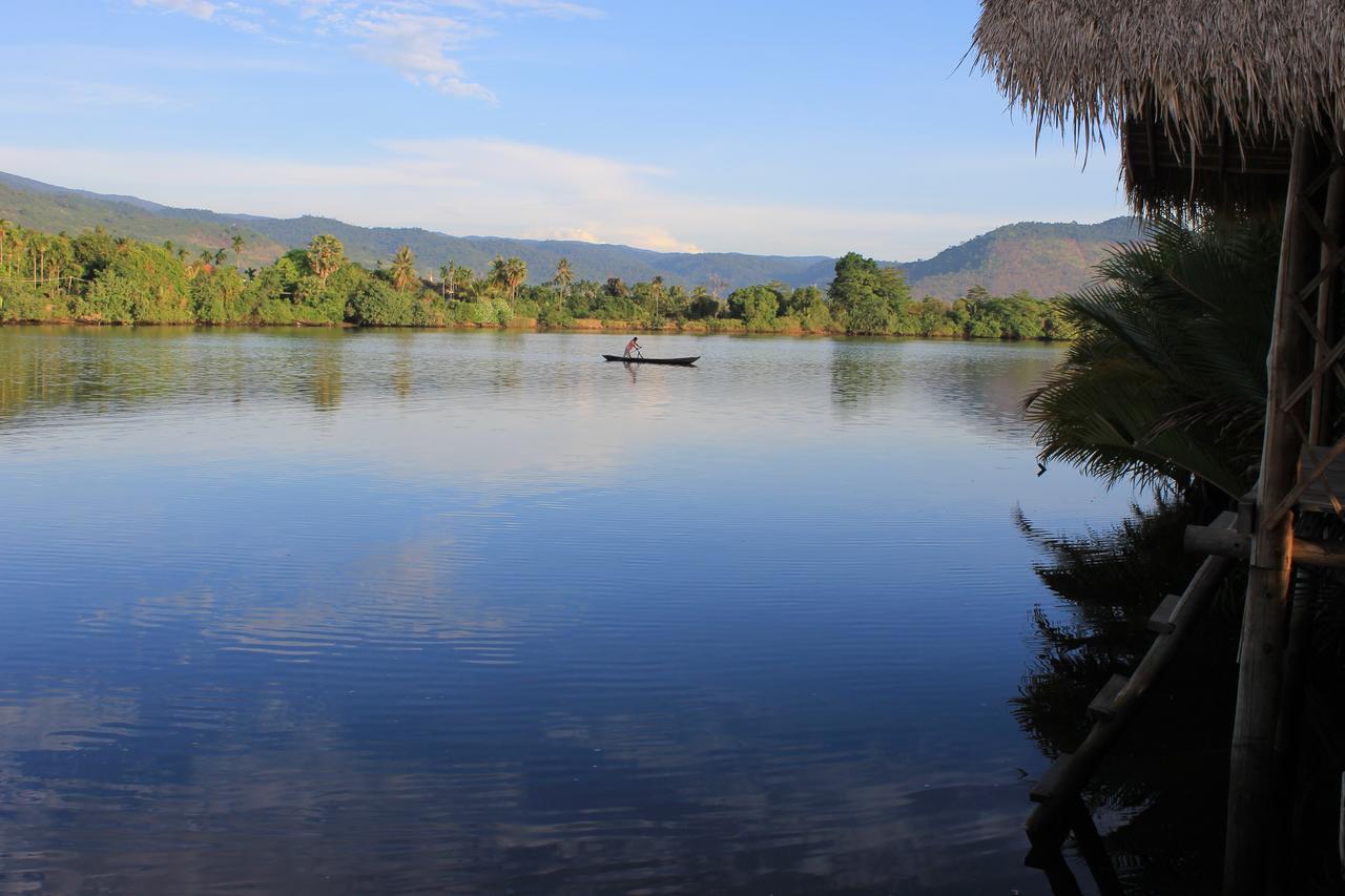 Eden Eco Village Kampot Exterior photo