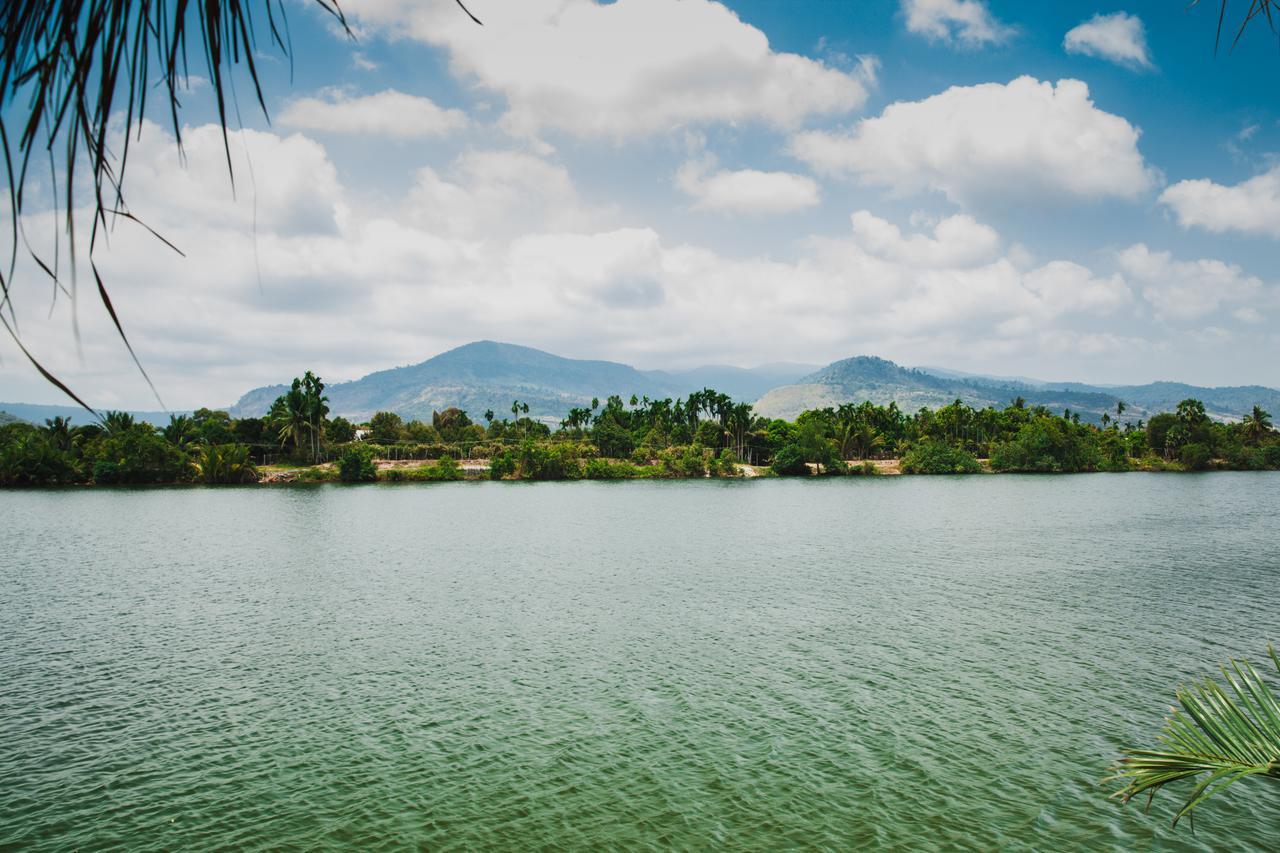 Eden Eco Village Kampot Exterior photo